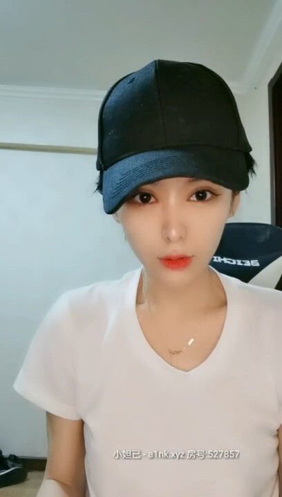 6aGP5YC86bSo6IiM5bi9576O5aWz6KqY5oOR57Sr6JaH56aP5Yip56eAIDQuICgxKQ==