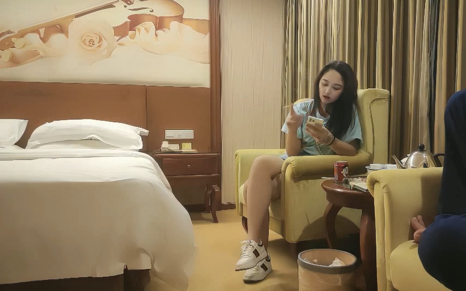 56OB5Yqb77ya5LuK5aSc572R57qm5aSW5Zu0ICDlhbzogYwyMOWygeWkp+WtpueUnyAgMTY3Y20gIOa0u+WKm+Wbm+WwhCAg5riF57qv6IS46JuL5bCR5aWz6IO05L2TIOmrmOa9rui/rei1t1tNUDQvODAzLjZNQl0=