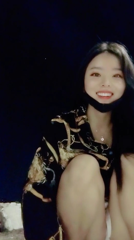 56OB5Yqb77yaU1RQMjIwMzgg5rij5aWz5p2l6KKt5rex5aSc6Lef5aSn5ZOl5r+A5oOF5oi35aSW6L2m6ZyH77yM5YWo56iL6Zyy6IS45Y+j5Lqk5aSn6bih5be06L2m5YaF5Li75Yqo5LiK5L2N5oq95o+S77yM6I2J5LqG6aqa6YC85bmy6I+K6Iqx5YaF5bCEW01QNC80OTIuNE1CXQ==