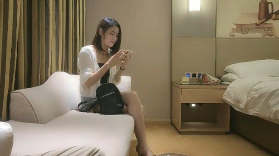 5bCP6ams5a+76Iqx5rex5aSc5r+A5oOF6b2Q6YC854mb5LuU55+t6KOk5aSW5Zu0LOWvueedgOmVnOWktOaOsOeptOaPieaQkyzkuIrkvY3pqpHlnZDoh6rlt7Hliqgs5q2j5YWl5oq95o+S5ZG75ZCf5aSn5aOw