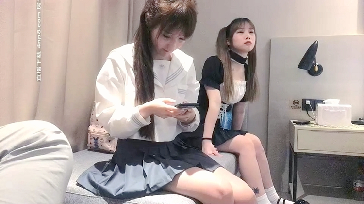 5Lik5Liq6JCd6I6J6JCM5aa55Y+M6aOe5aWz5LuGSkvoo4XvvIzkuIDotbflj6PkuqToiIzlkLs2OeiIlOmAvOmqkeS5mOWQjuWFpei9ruaNouedgOaTjQ==