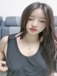 6LaF5p6B5ZOB55qE5aae5a2Q5p2l5pWR6LWO54u85Y+L5p2l5LqG77yM5pK4566h5o6o6I2Q6aOO6aqa6K+x5Lq655qE5aSn5aW25a2Q6Ieq5bex5o+J5o2P552A5Ly4552A6IiM5aS06KaB6IiU54u85Y+L55qE5aSn6bih5be077yM55S1