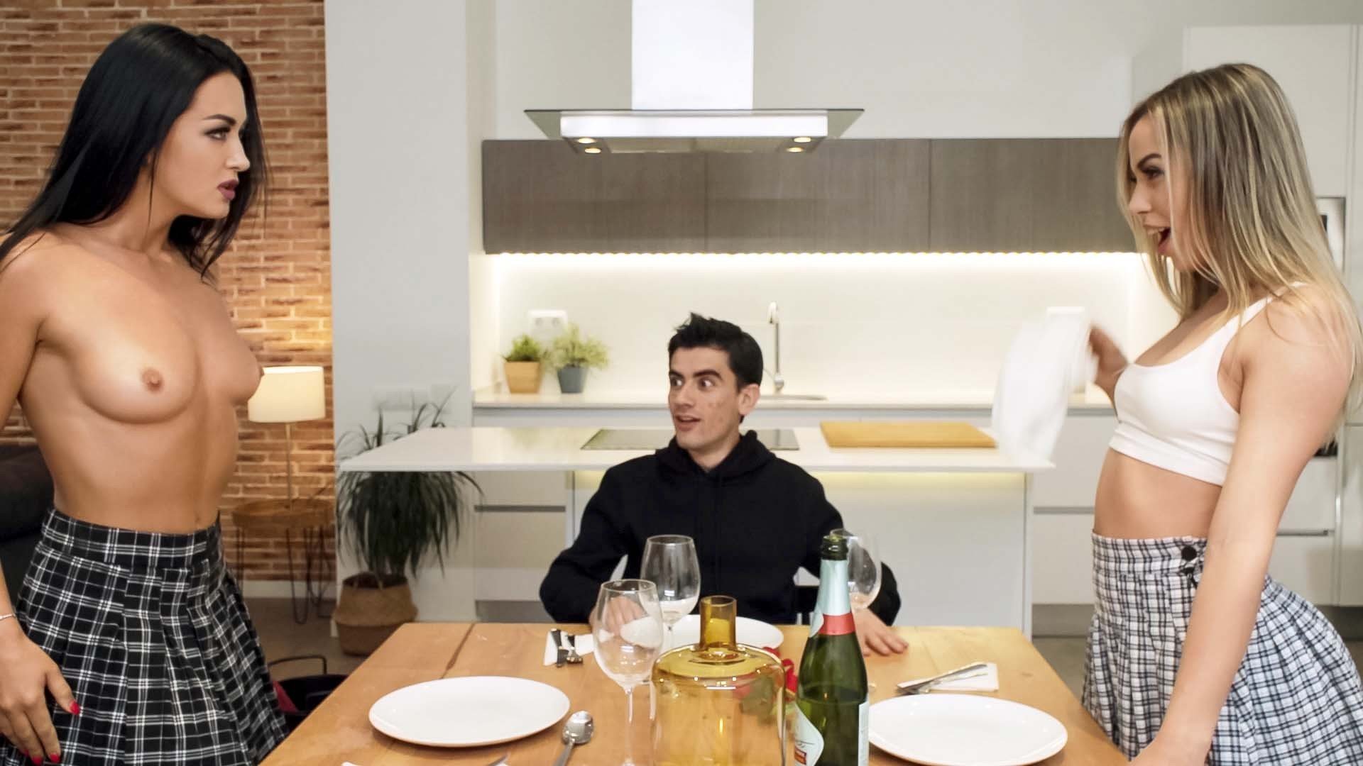 RG91YmxlIERhdGUgd2l0aCBhIERlc3BlcmF0ZSBEaWNr