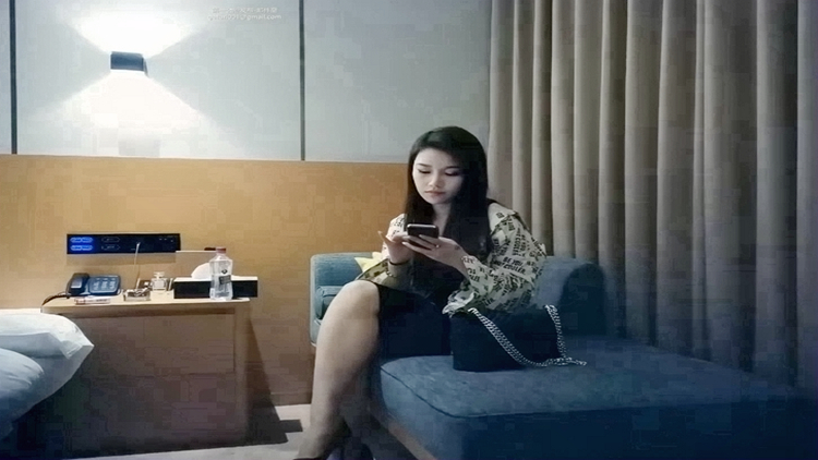 6auY6aKc5YC86ZW/5Y+R5aa55a2Q77yM56m/5LiK6buR5Lid6auY6Lef6Z6L6IiU5byE57+Y5bGB6IKhPGVtPuWPo+S6pDwvZW0+54yb5pON