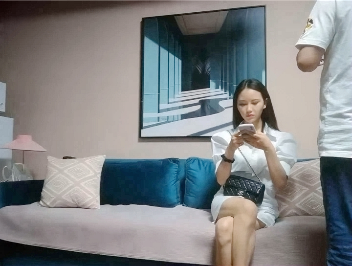 6aKc5YC85LiN6ZSZ55m96KGj5aa55a2Q77yM5pG46YC85LqS6IiU5rKZ5Y+R5LiK5pON6aqR5LmY5aSn5Yqb54yb5pON