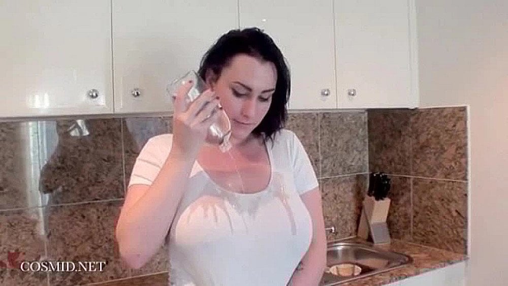 b3VtZWkgY2hsb2UgamVua3M=