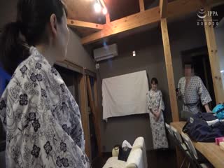 6LS35Yir6I2Y5LiN5Lym5peF6KGM5aSx5qW95Zut44Gu5Lq65aa7Lu+8huWuieiXpOaci+iKseOAgg==