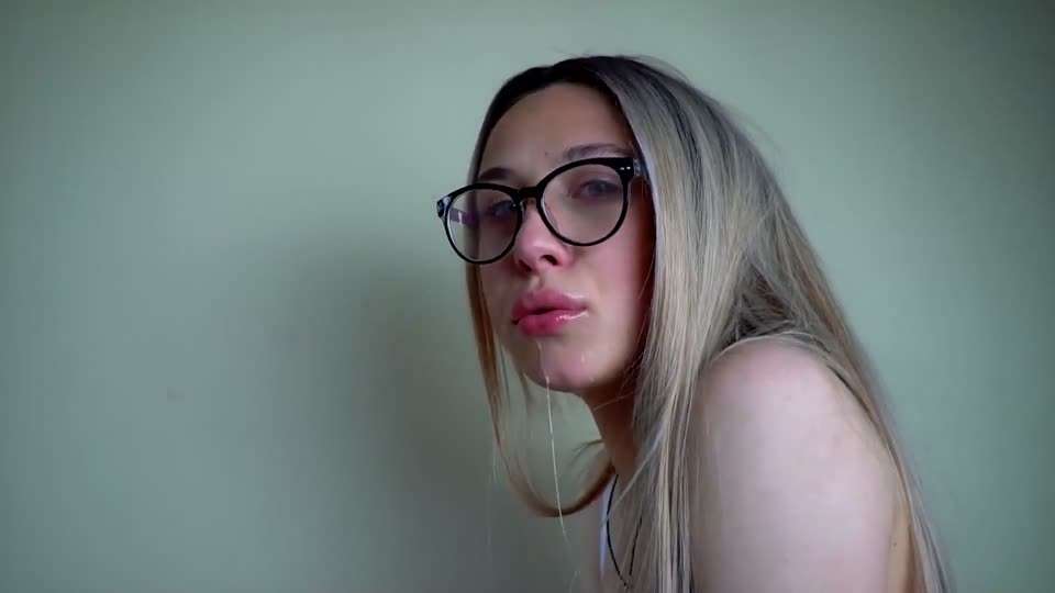 5pWZ57un5aeQ5rexPGVtPuWPo+S6pDwvZW0+5bm25bCE5Zyo5ZaJ5ZKZ6YeM