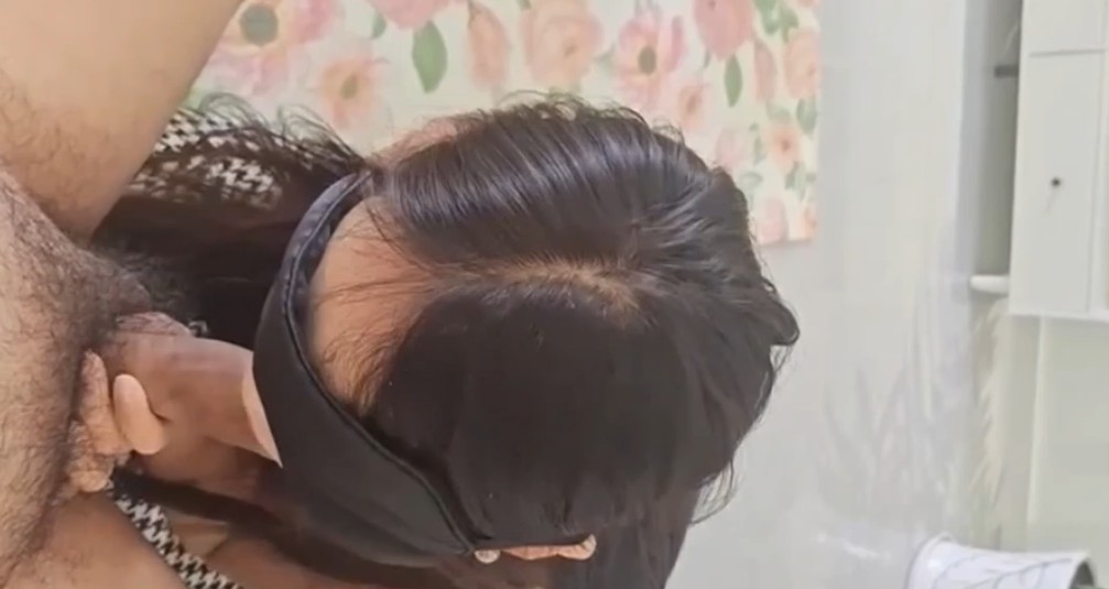 5Y6a6buR576O5q+N55qE5p6B6Ie06aqR5LmY77yM6aqa5aaI5bey57uP6KKr6Im55oiQ5LqG5YS/5a2Q55qE5Zac5qyi55qE5qih5qC377yM5peg5aWX54uC6Im55oub5byP57mB5aSa77yB