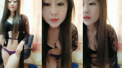 PGVtPuS4u+aSrTwvZW0+56m/57Sr6Imy5YaF6KOk55qE6ICB5aWz5Lq6Lg==