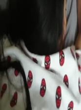 55WZPGVtPuWtpueUnzwvZW0+5LiO55S35Y+L6Ieq5ouNLg==