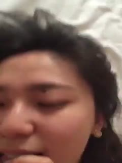 5pyJ5LiA5Liq54m55bm654yb55qE55S35pyL5Y+L5piv5LiA56eN5LuA5bm65qC355qE5L2T6aqM5ZGi